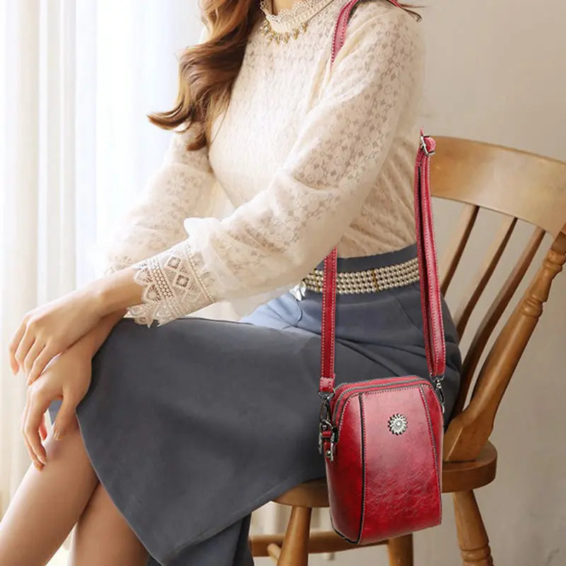 Lea Bag | Elegant leather shoulder bag - TARHUS