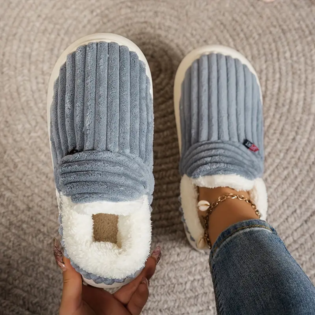 Fleece Comfort Slippers – Soft Indoor House Shoes for Women - TARHUS