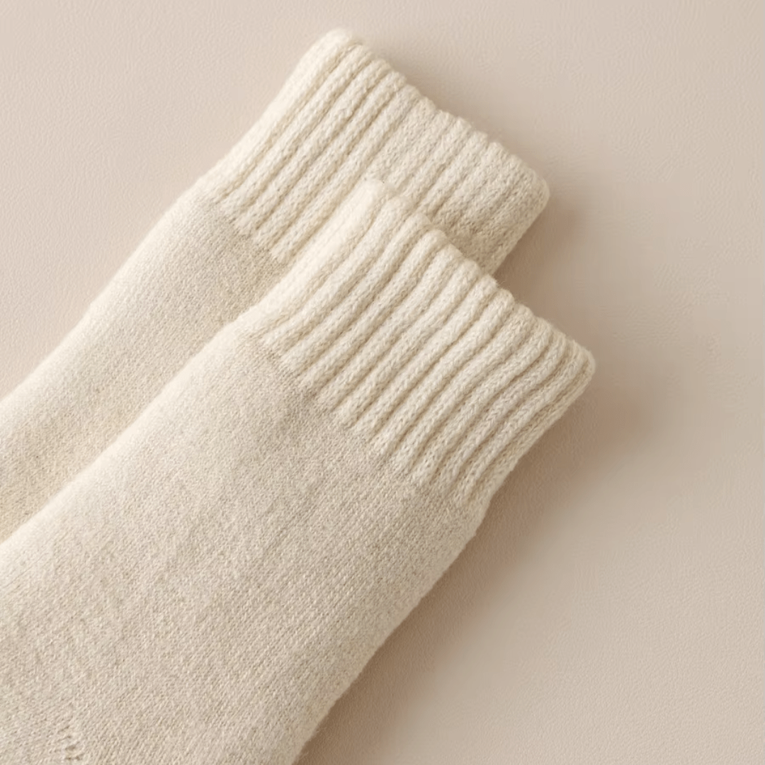 The Fleece Socks – Ultra-Soft Thermal Lounge Socks for Women & Men - TARHUS