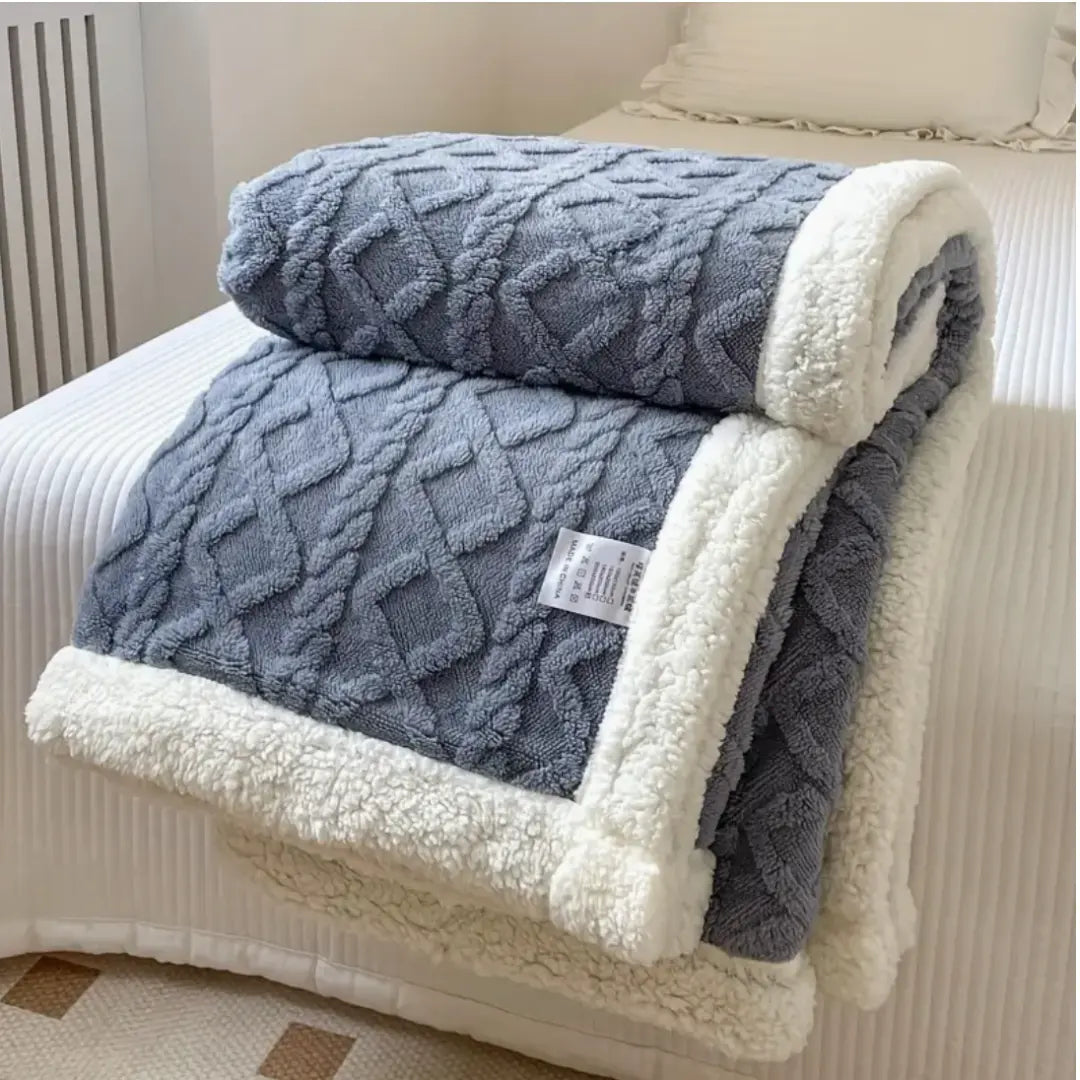 SHERPA THROW BLANKET - TARHUS