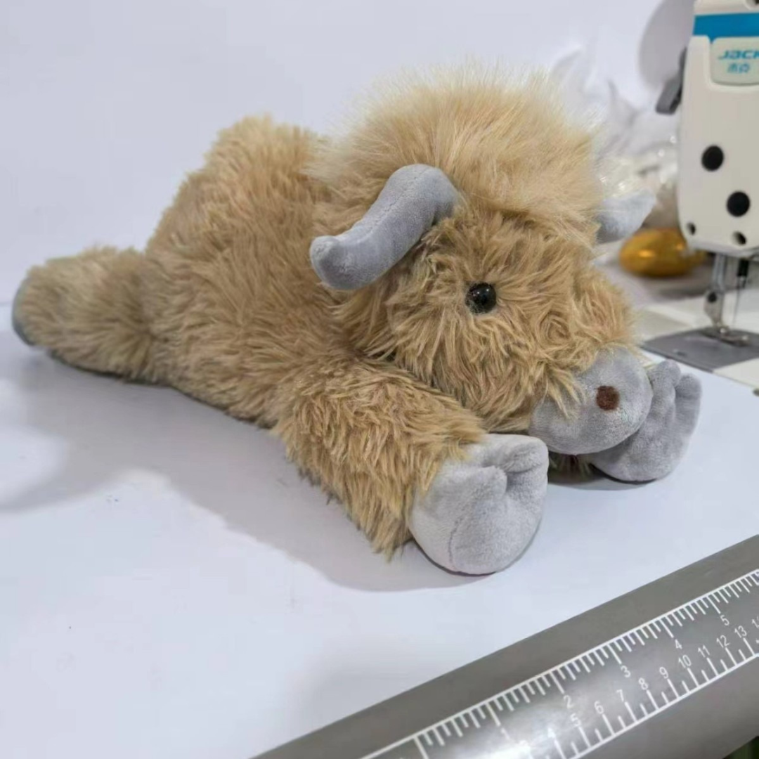 Highland Cow Plush Toy – Soft Stuffed Animal with Realistic Design for Kids & Adults TARHUS