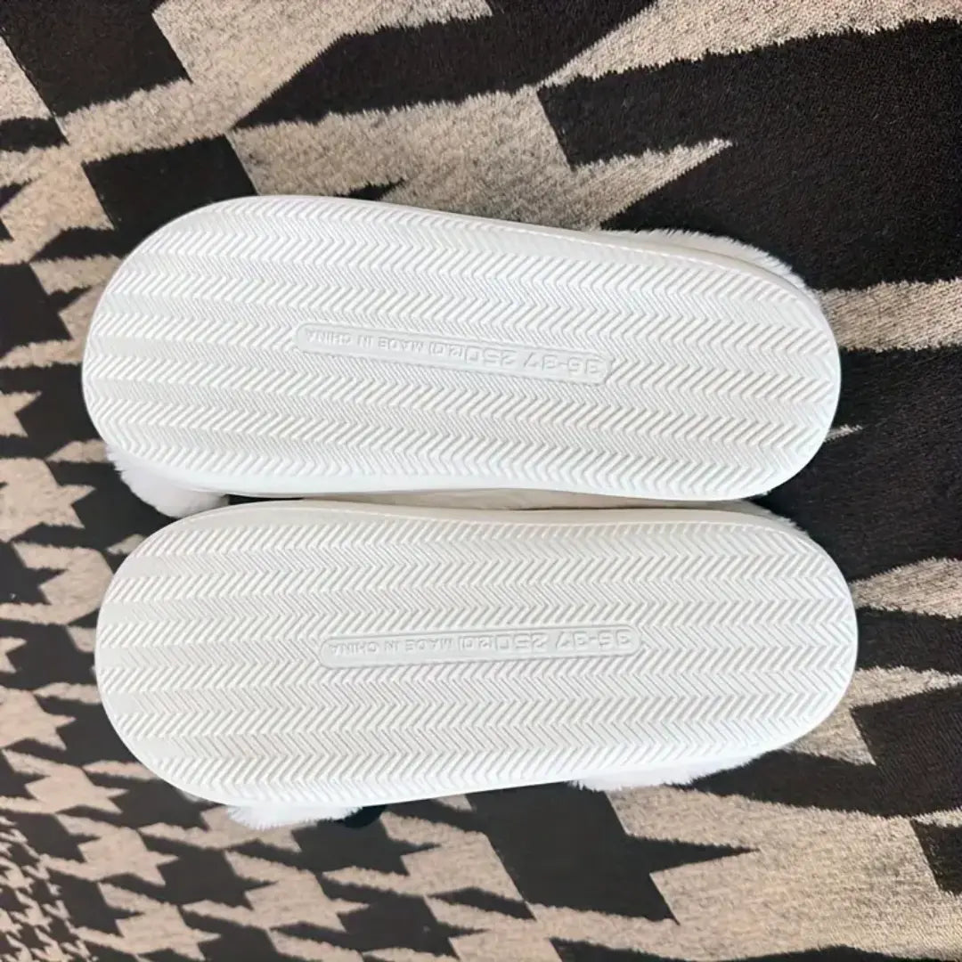 Fuzzy Cow Slippers – Soft Indoor Animal Slippers | Cozy Plush House Shoes - TARHUS