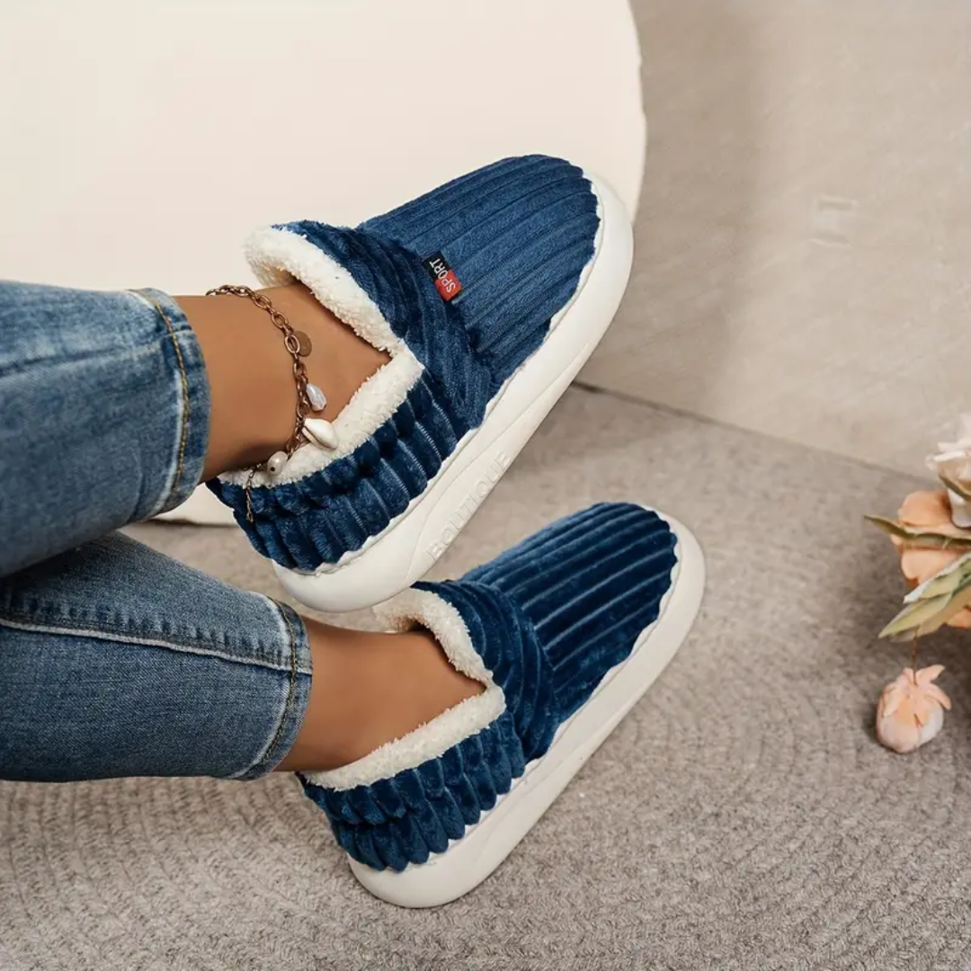 Fleece Comfort Slippers – Soft Indoor House Shoes for Women - TARHUS