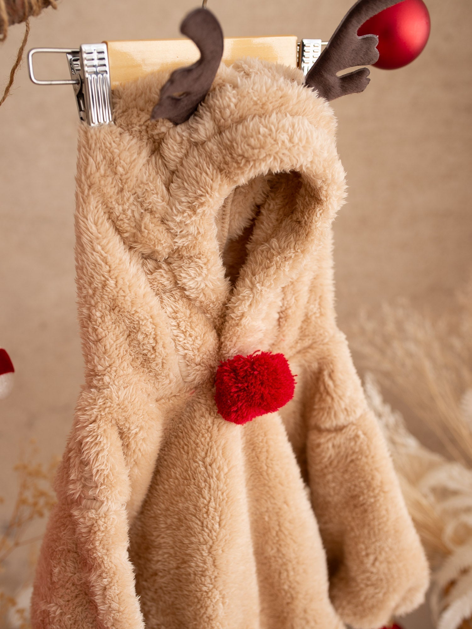 Baby Rudolph | Plush Christmas Romper – Cozy, Adorable & Festive TARHUS