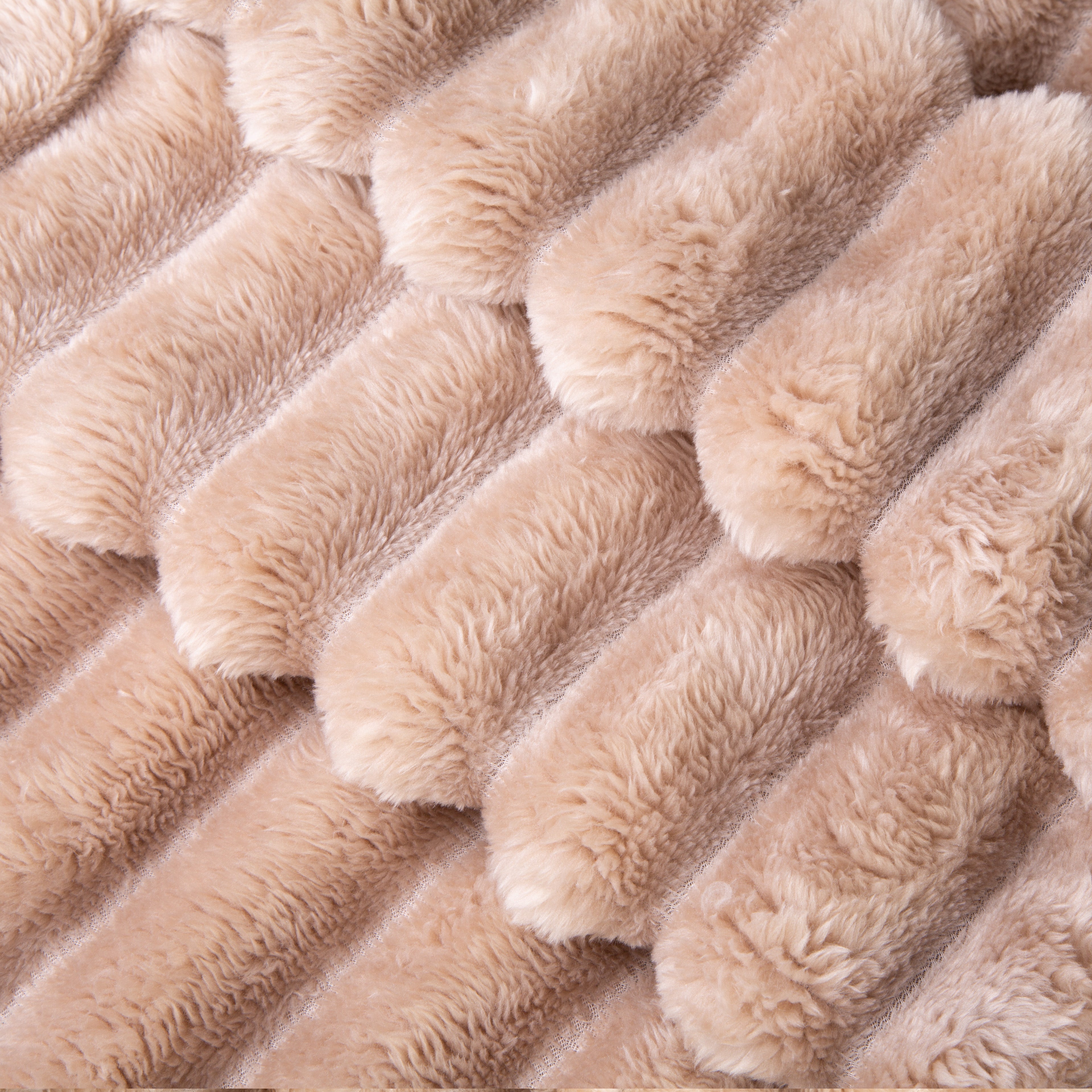 The Fleece Blanket – Ultra-Soft Plush Throw for Bed, Couch & Travel - TARHUS