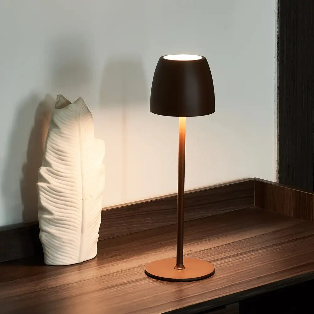 Eterna™ Table Lamp TARHUS