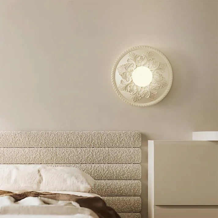 Fiora | Decorative Carved Lamp - TARHUS