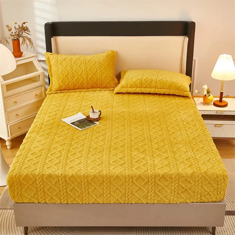 Velvetscape™ Fleece Bed Cover – Ultra-Soft Coral Fleece Blanket - TARHUS