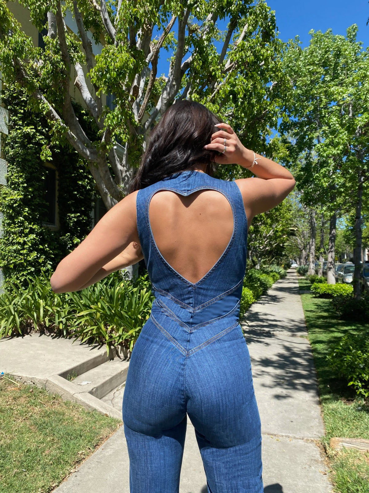 Heartthrob Backless Denim Jumpsuit – Flare-Leg One-Piece with Heart Cutout TARHUS