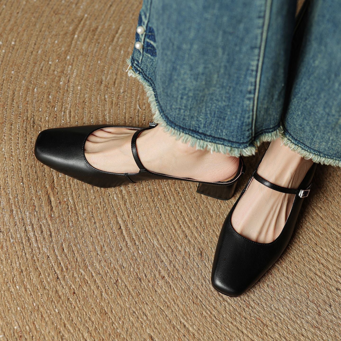 Leather Mules – Minimal Elegance with Everyday Comfort TARHUS