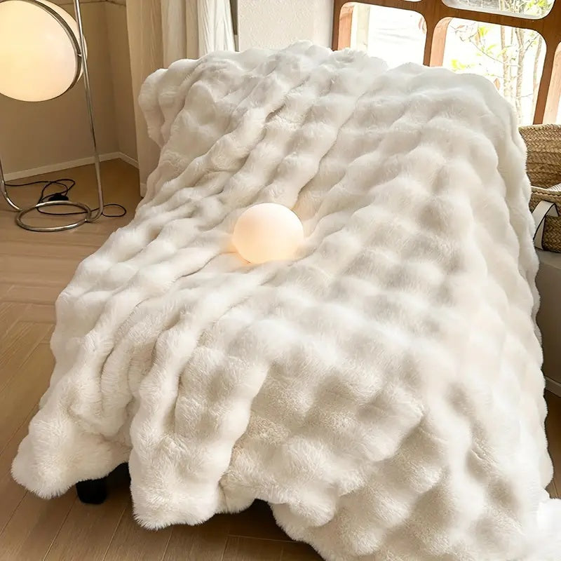 RABBIT FAUX-FUR BLANKET - TARHUS