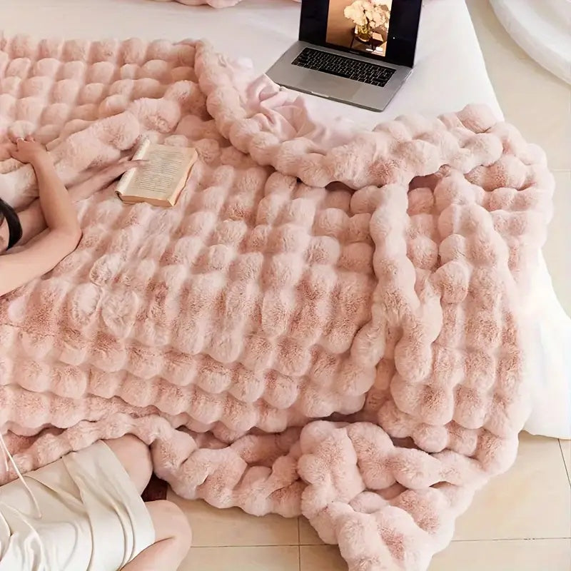 RABBIT FAUX-FUR BLANKET - TARHUS