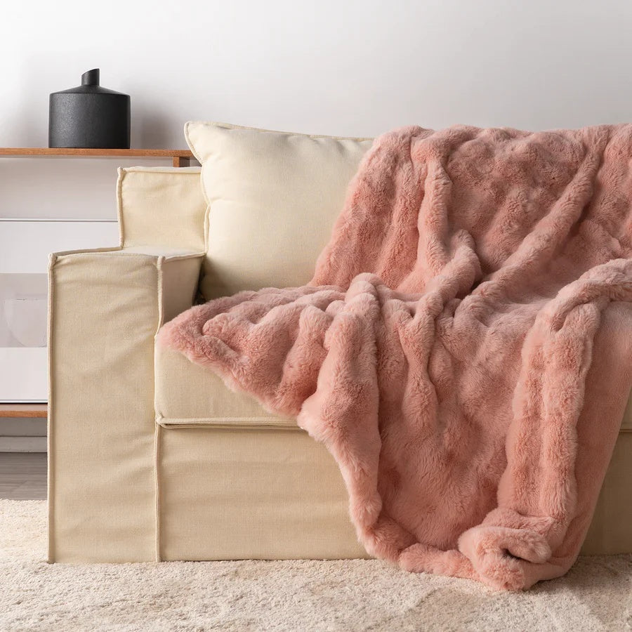 RABBIT FAUX-FUR BLANKET - TARHUS