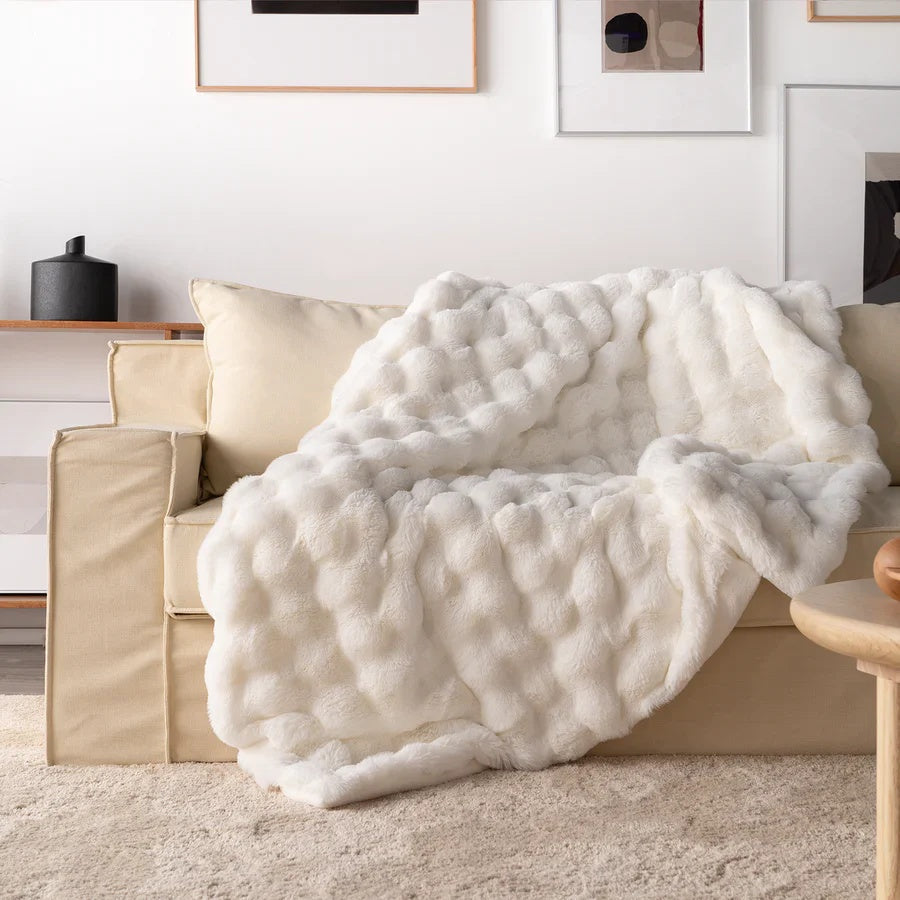 RABBIT FAUX-FUR BLANKET - TARHUS