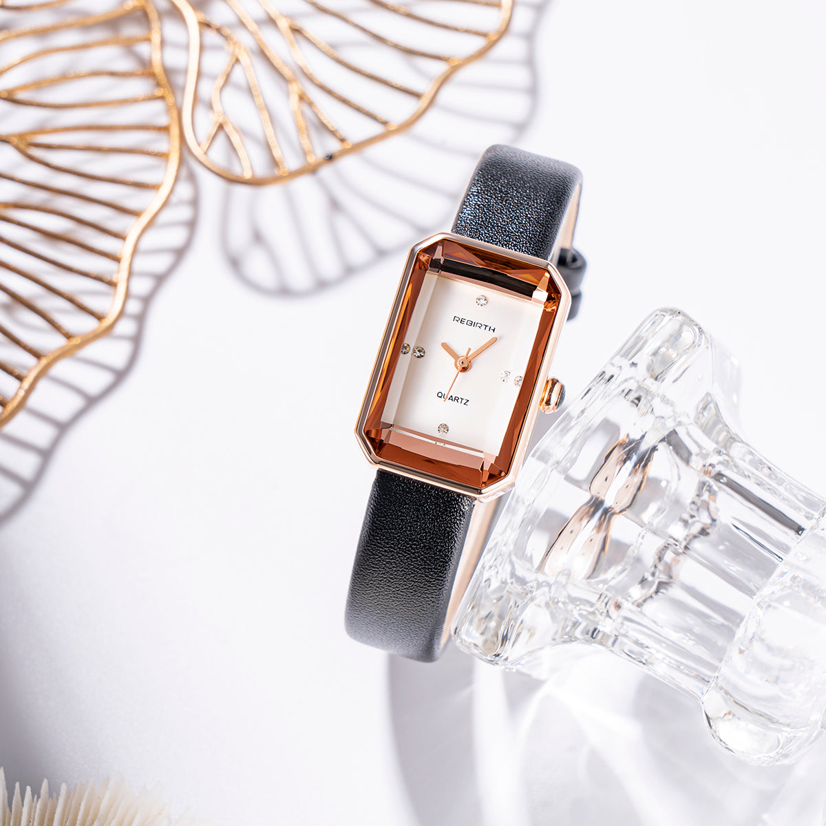 Aurora | Wristwatch – Classic Rectangular Watch with Leather Strap TARHUS