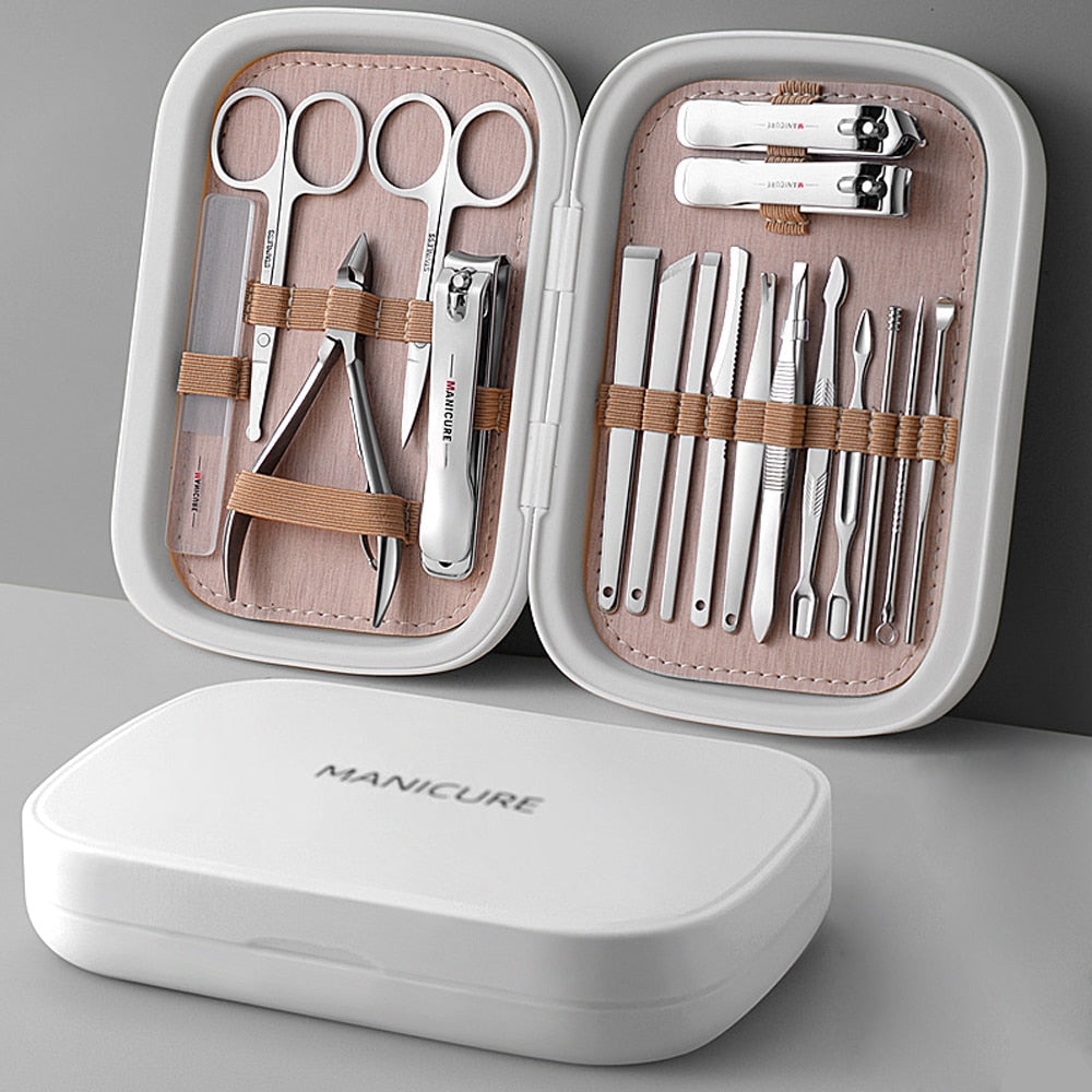 All-In-One Personal Care Kit | 18-Piece Manicure & Grooming Set TARHUS Beauty