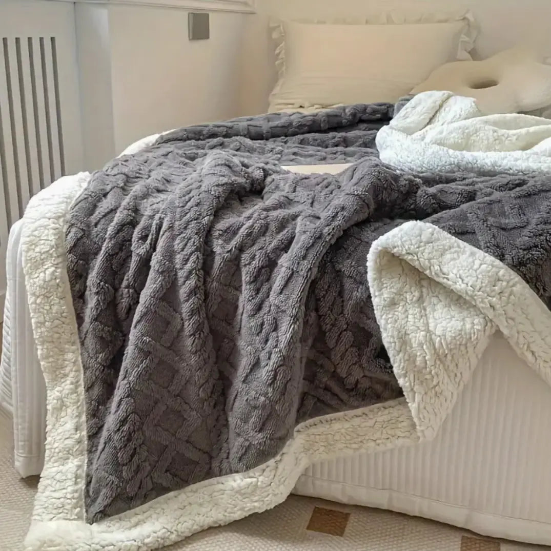 SHERPA THROW BLANKET - TARHUS
