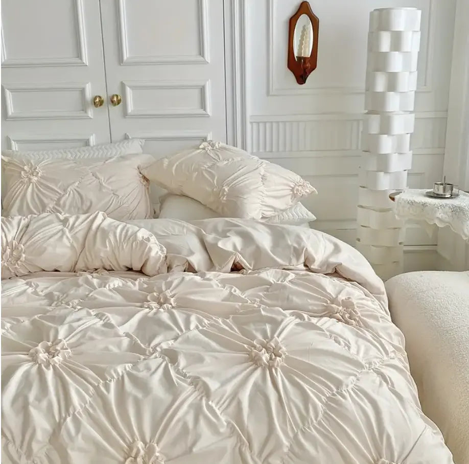 FLOWER RUFFLE | Premium Doona Cover Set - TARHUS