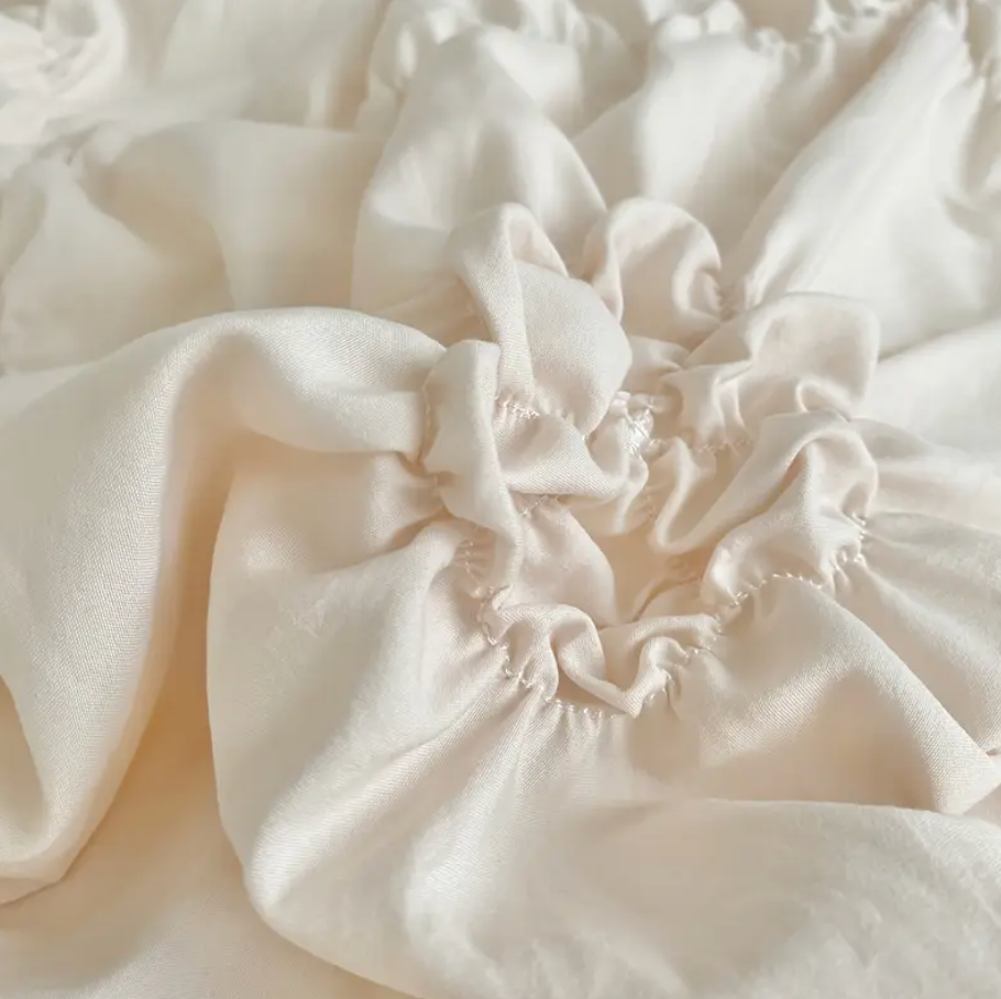 FLOWER RUFFLE | Premium Doona Cover Set - TARHUS