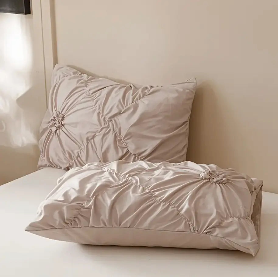 FLOWER RUFFLE | Premium Doona Cover Set - TARHUS