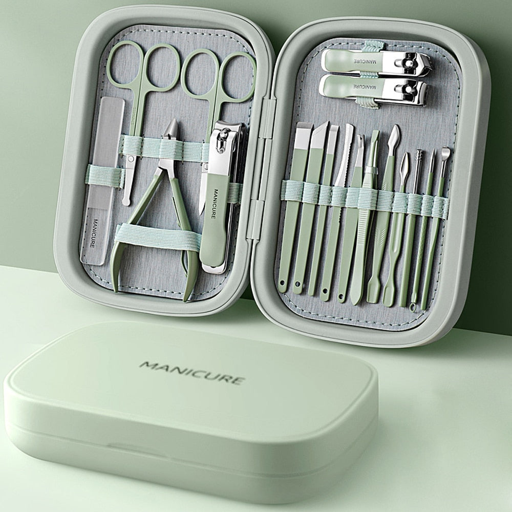 All-In-One Personal Care Kit | 18-Piece Manicure & Grooming Set TARHUS Beauty