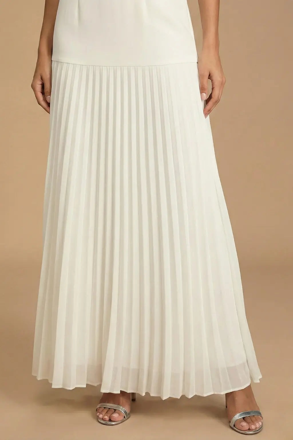 Sleeveless Fitted Bodice Pleated Maxi Evening Dress for Women TARHUS AS - Womens - Maxi Dress