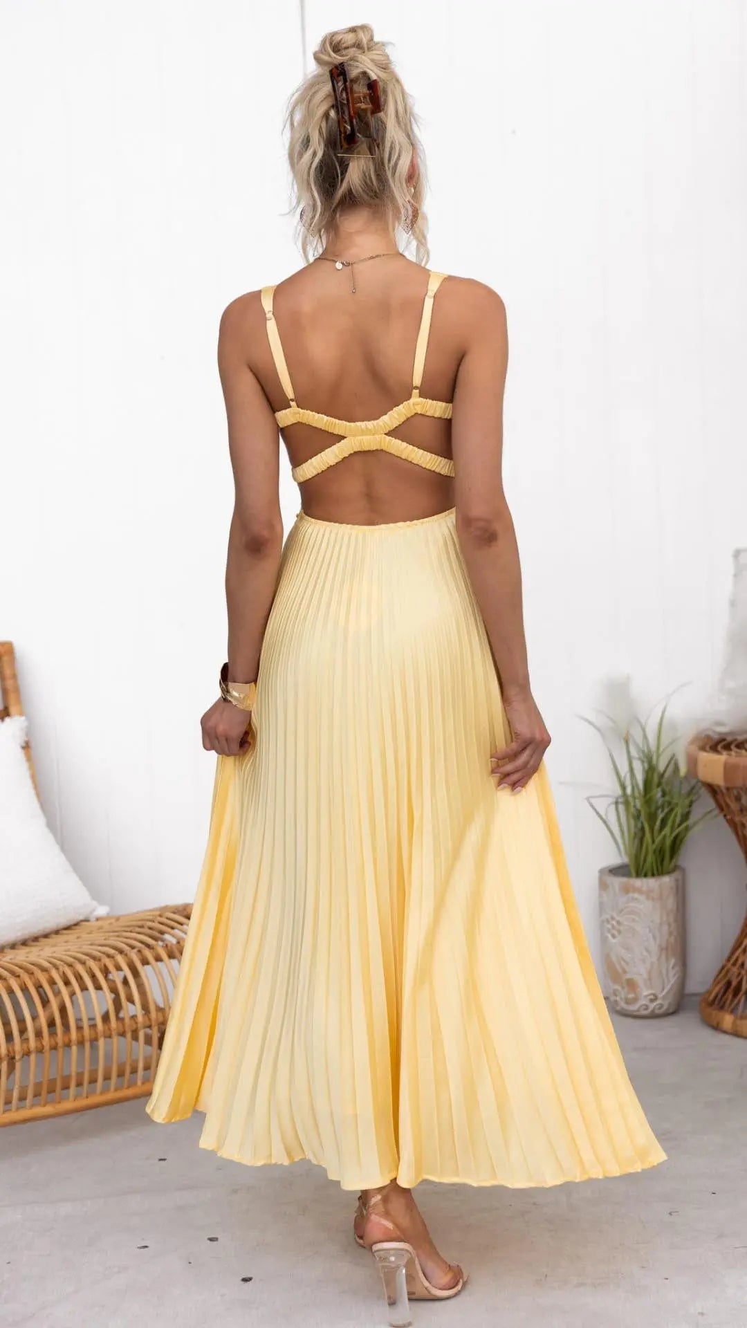 Aby - Yellow Pleated V-Neck Maxi Dress - TARHUS