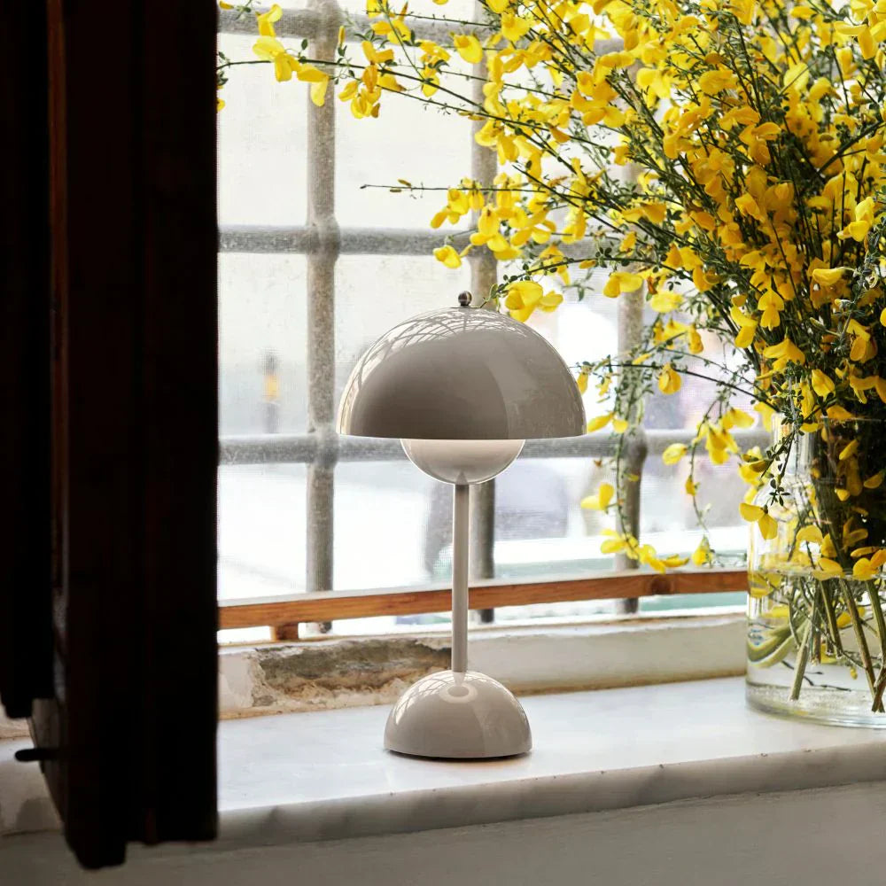 LightHaven | Chic Decorative Table Light for Modern Interiors - TARHUS