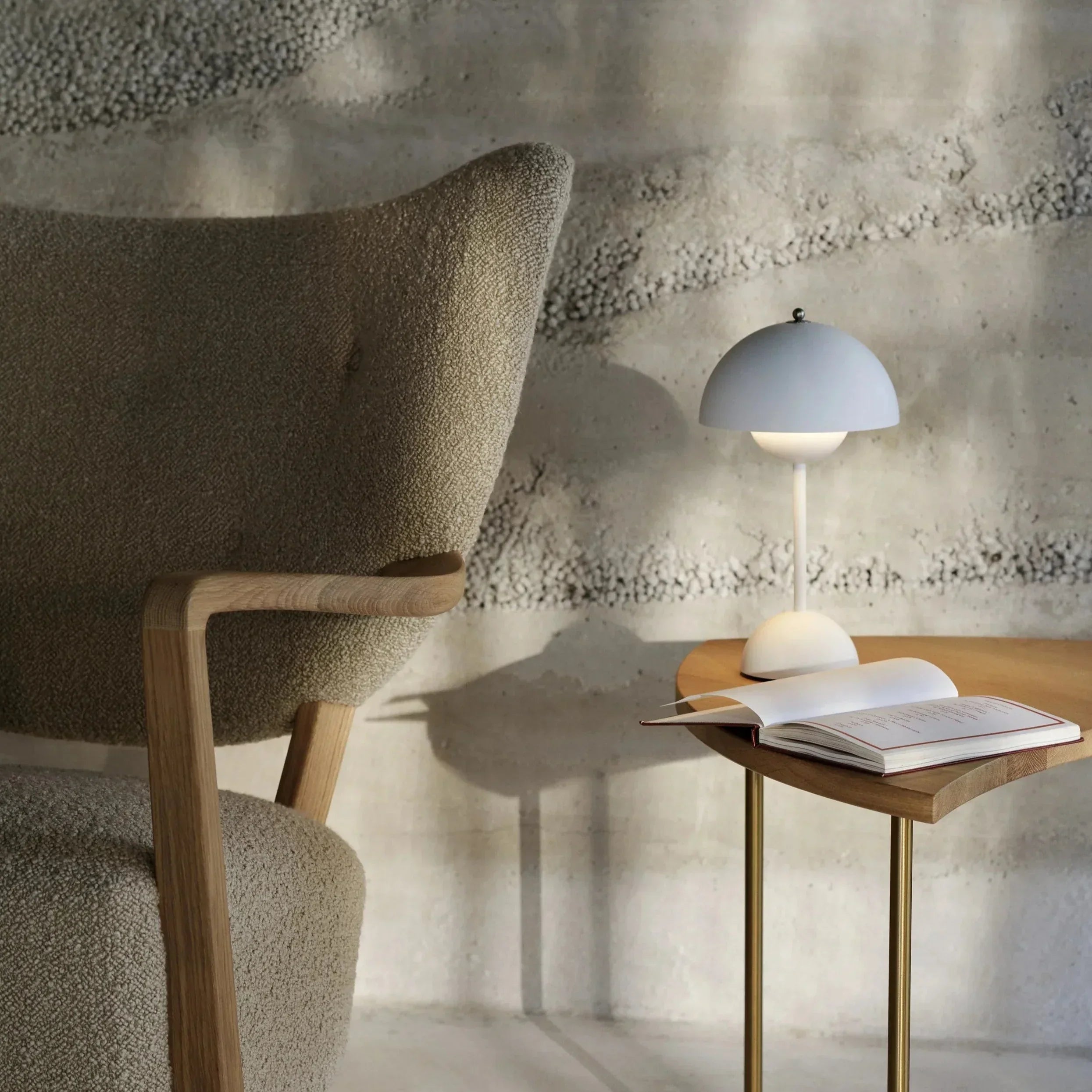 LightHaven | Chic Decorative Table Light for Modern Interiors - TARHUS