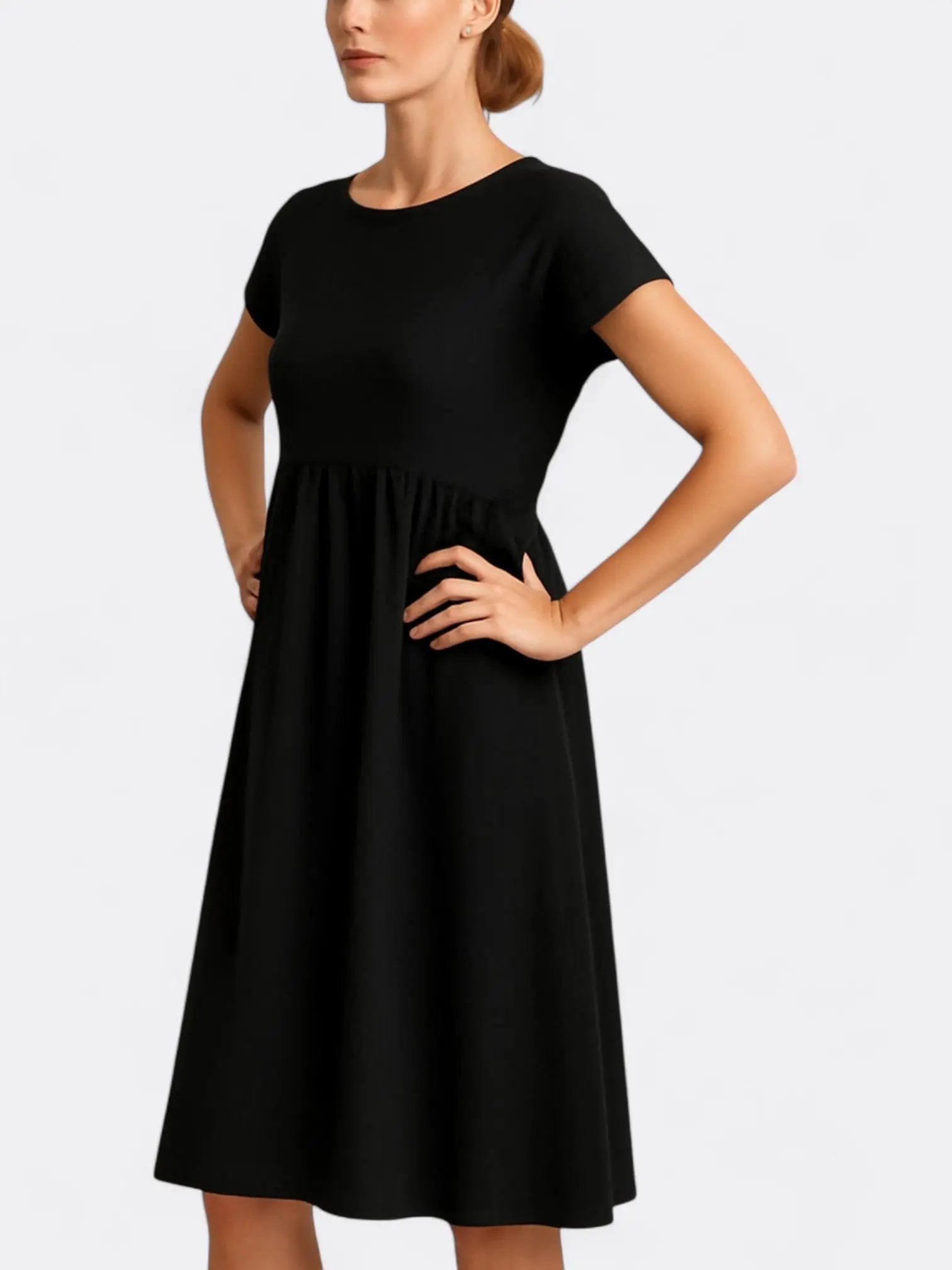 Zia's Midi Dress with O Neckline and A-Line Silhouette - TARHUS