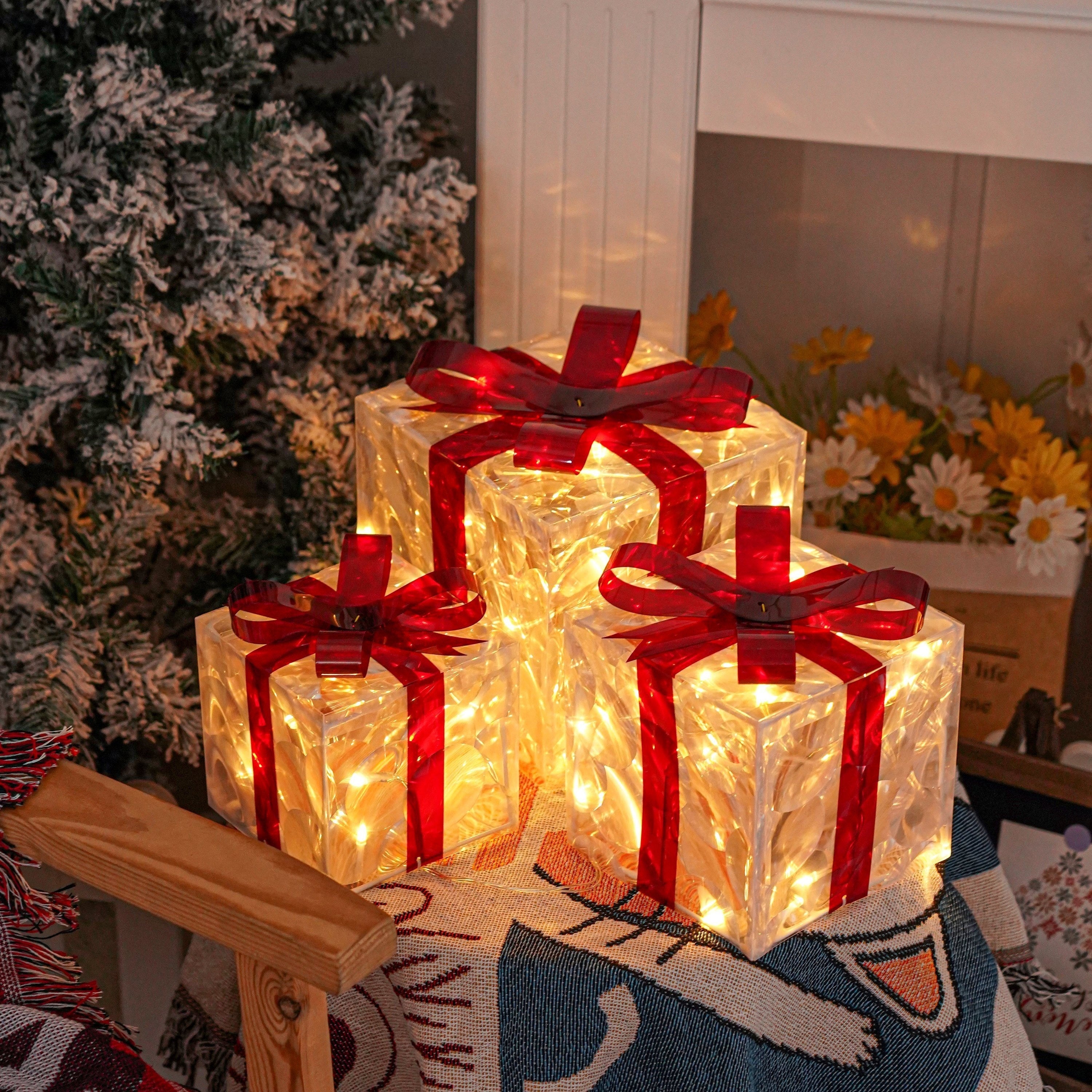 Set of 3 Lighted Christmas Gift Boxes – Warm White LED Presents with Red Bows TARHUS