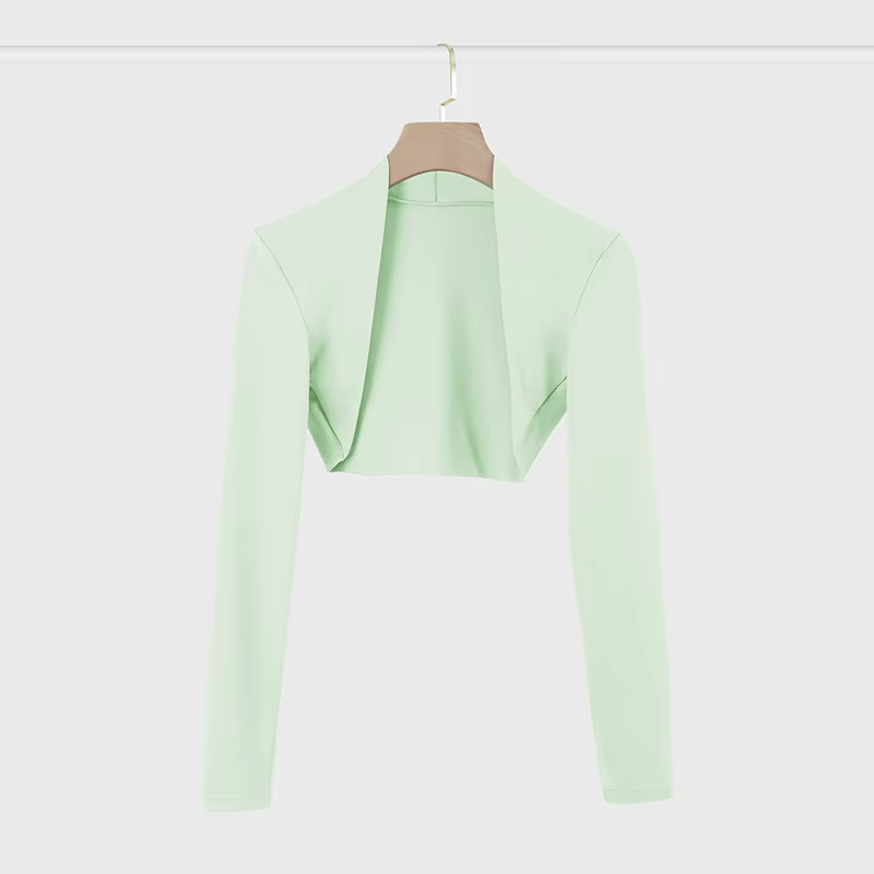 Olivia | Refined Tight-Fit Pilates Shawl for Sun Protection TARHUS Pilates Top