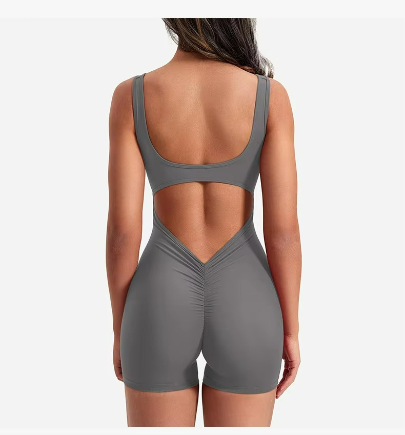 Leora | Backless Pilates Jumpsuit with Padded Elegance TARHUS Pilates Jumpsuit