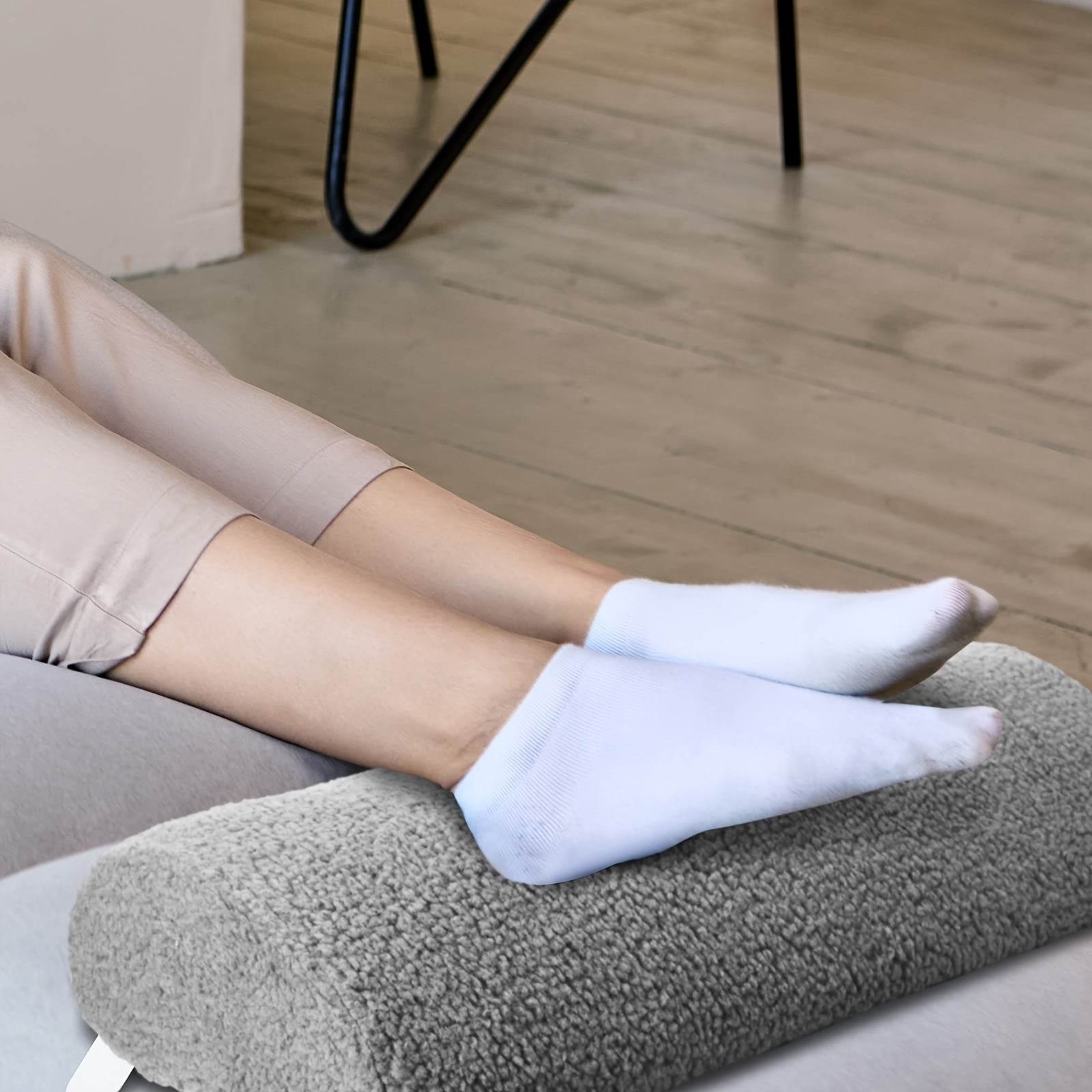 Multifunctional Ergonomic Roll Pillow – Leg, Back & Knee Support for Sleep, Sitting & Travel - TARHUS