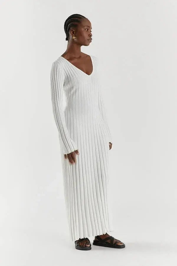 Giovanna - V-neck Knitted Dress with Sleeves - nubuso