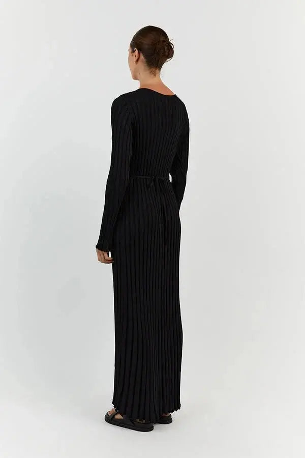 Giovanna - V-neck Knitted Dress with Sleeves - nubuso