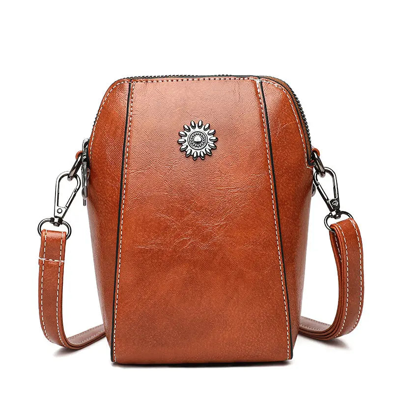 Lea Bag | Elegant leather shoulder bag - TARHUS