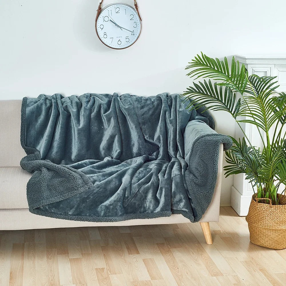 Waterproof Lovers Blanket – Soft, Washable Fleece Blanket for Couples, Travel, Sofa or Bed Protection - TARHUS