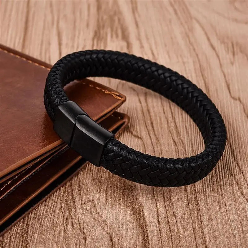 Ptah - Leather bracelet for men Tarhus