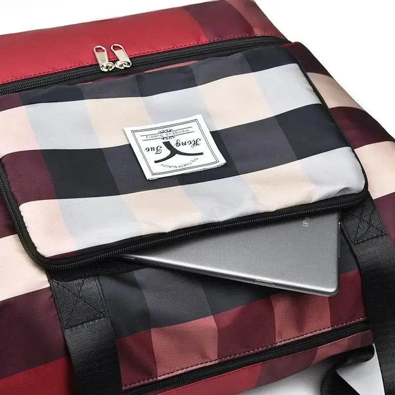 All-in-One Collapsible Wet & Dry Travel Duffel Bag Tarhus