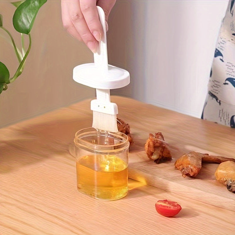 1pc, Oil Brush, Baking Brush With Oilcan, Barbecue Brush With Oil Pot, Household Oil Brush For Baking Cooking, Creative Oil Brush With Oil Box, Basting Brush For Kitchen BBQ Camping Outdoor Picnic, Kitchen Accessaries, BBQ Accessaries TARHUS