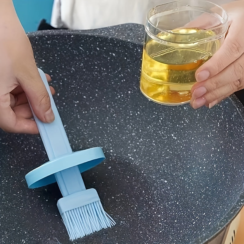 1pc, Oil Brush, Baking Brush With Oilcan, Barbecue Brush With Oil Pot, Household Oil Brush For Baking Cooking, Creative Oil Brush With Oil Box, Basting Brush For Kitchen BBQ Camping Outdoor Picnic, Kitchen Accessaries, BBQ Accessaries TARHUS