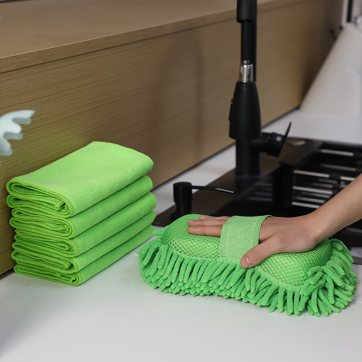 6-Piece Microfiber Car Wash Sponge & Towel Set – Super Absorbent, Scratch-Free Cleaning Kit for Auto, Home & Kitchen Use