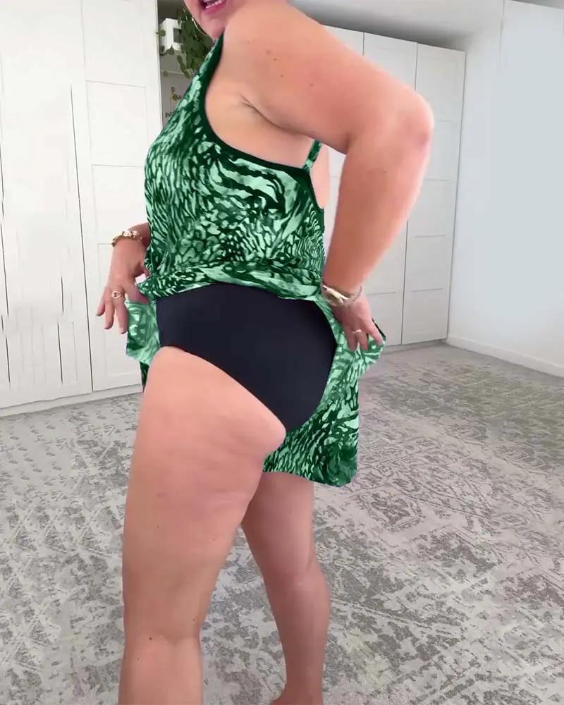 Maribel | V-Neck Swimsuit – One-Piece with Colorful Print, Wireless Bra, Comfortable Fit TARHUS  Swimsuits