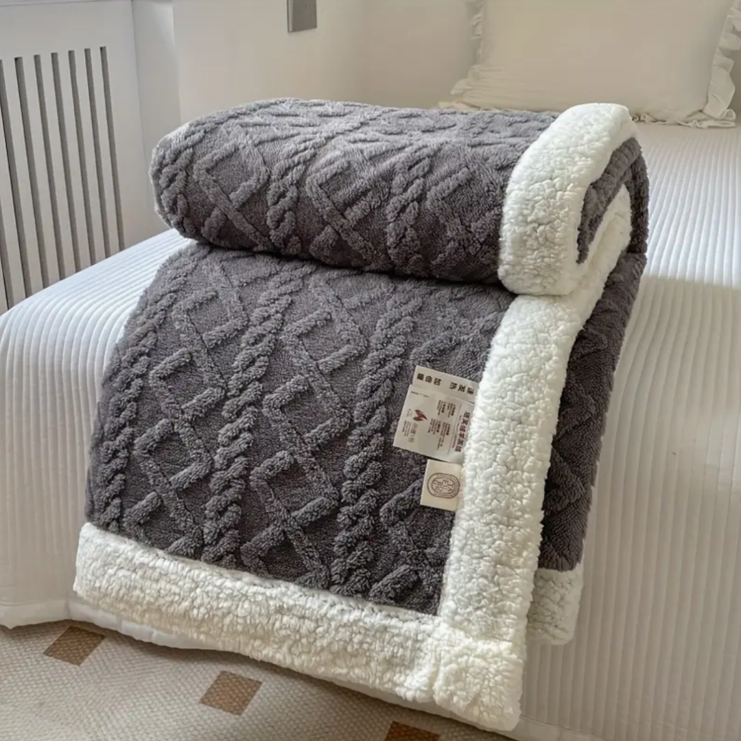 SHERPA THROW BLANKET - TARHUS