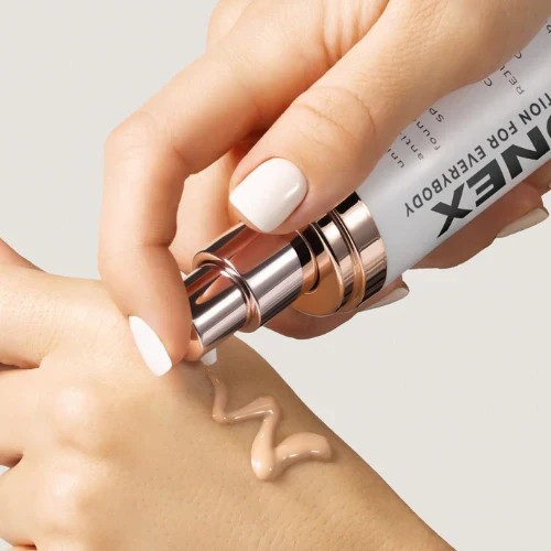 Evonex Age Defy Foundation - Universal Light Coverage TARHUS