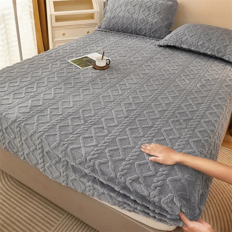 Velvetscape™ Fleece Bed Cover – Ultra-Soft Coral Fleece Blanket - TARHUS