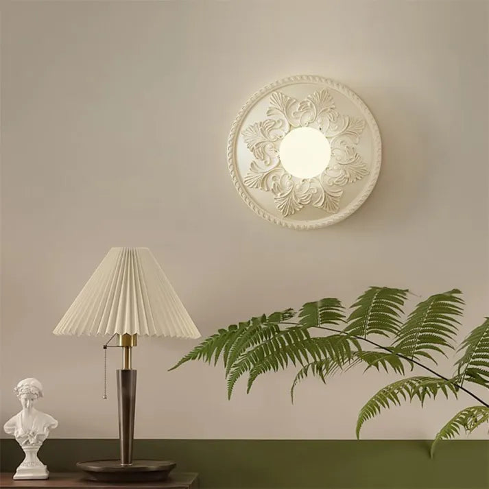 Fiora | Decorative Carved Lamp - TARHUS