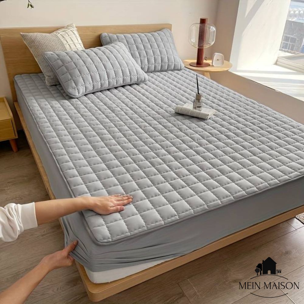 King Size Waterproof Mattress Protector, Soft and Breathable Mattress Cover for Ultimate Comfort TARHUS  Bedding