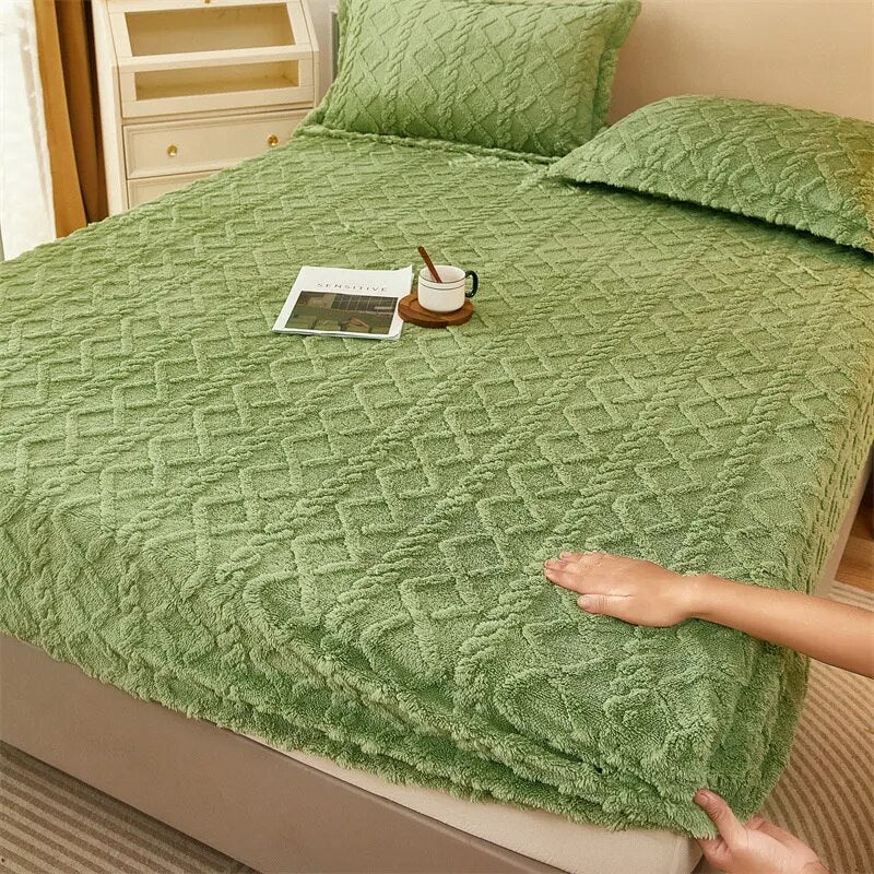 Velvetscape™ Fleece Bed Cover – Ultra-Soft Coral Fleece Blanket - TARHUS